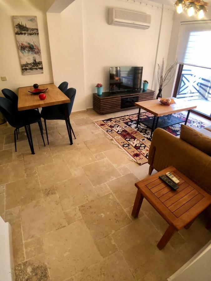 Amazing 2 Bedroom Penthouse! Kas Bagian luar foto